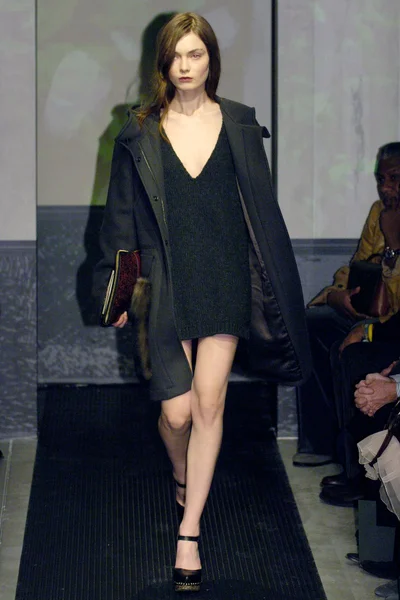 Look 1